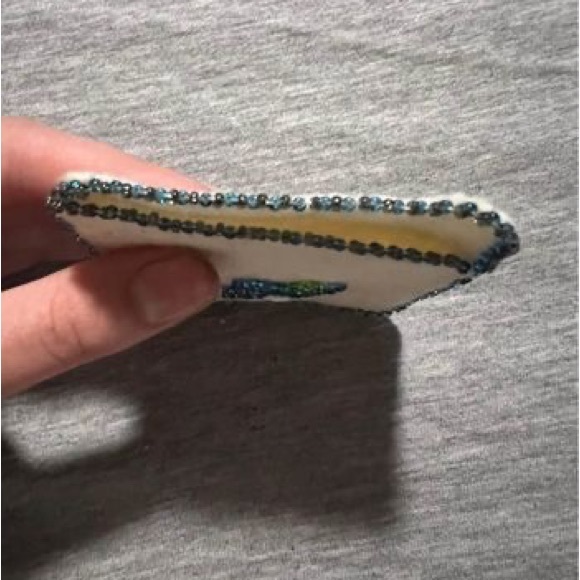 Beaded blue flower card holder - Picture 5 of 6